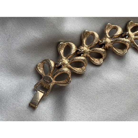 Vintage Hobe Gold Tone Faux Pearl Rhinestone Bows  7" Bracelet Clip Earring Set - Picture 4 of 12